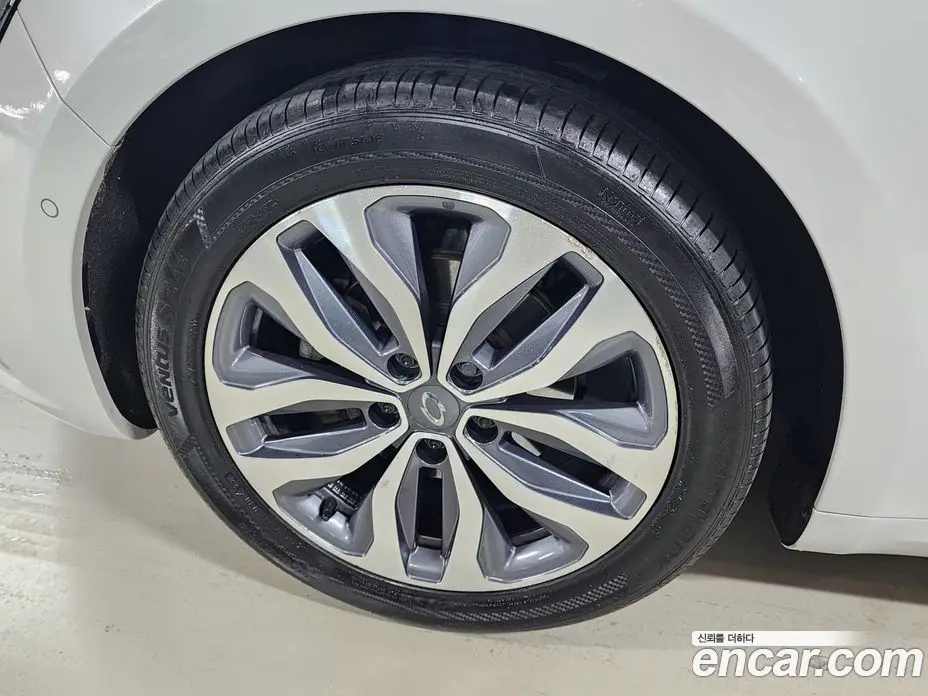 Renault (Samsung) SM6 2017 2.0 автомат (гидро), фото 5 Renault (Samsung) SM6 2017 2.0 автомат (гидро), фото 5