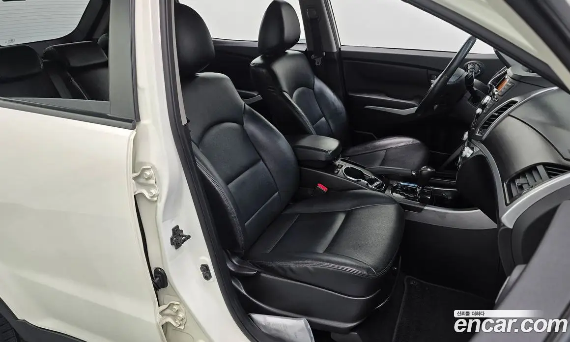 SsangYong Korando 2014 2.0 автомат (гидро), фото 16 SsangYong Korando 2014 2.0 автомат (гидро), фото 16
