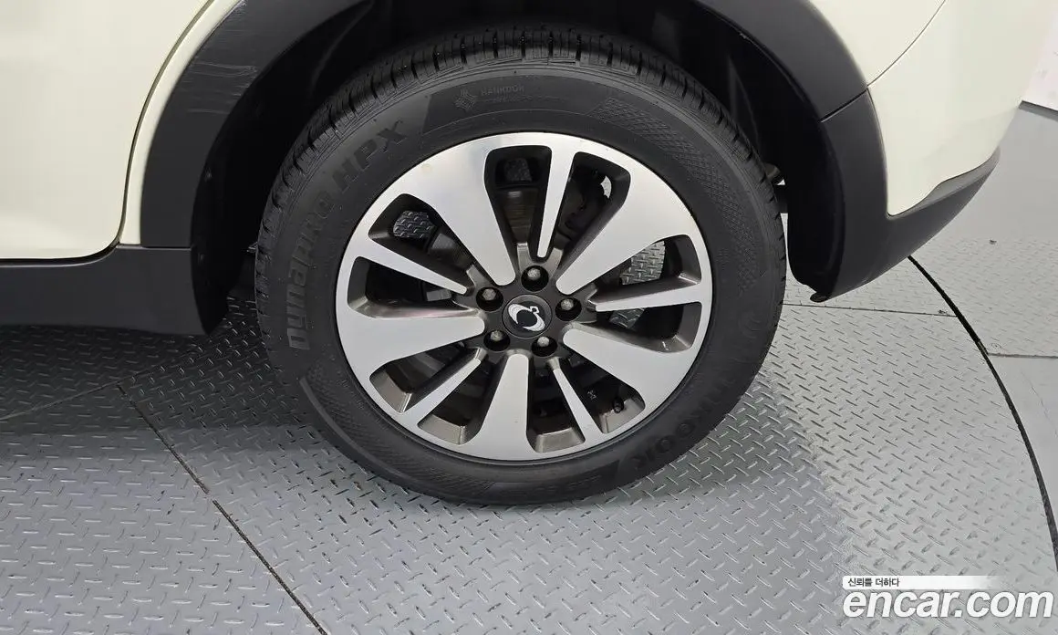 SsangYong Korando 2014 2.0 автомат (гидро), фото 7 SsangYong Korando 2014 2.0 автомат (гидро), фото 7