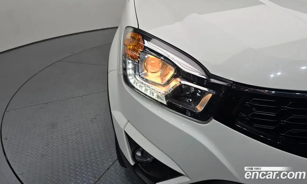 SsangYong Korando 2014 2.0 автомат (гидро), фото 8 SsangYong Korando 2014 2.0 автомат (гидро), фото 8