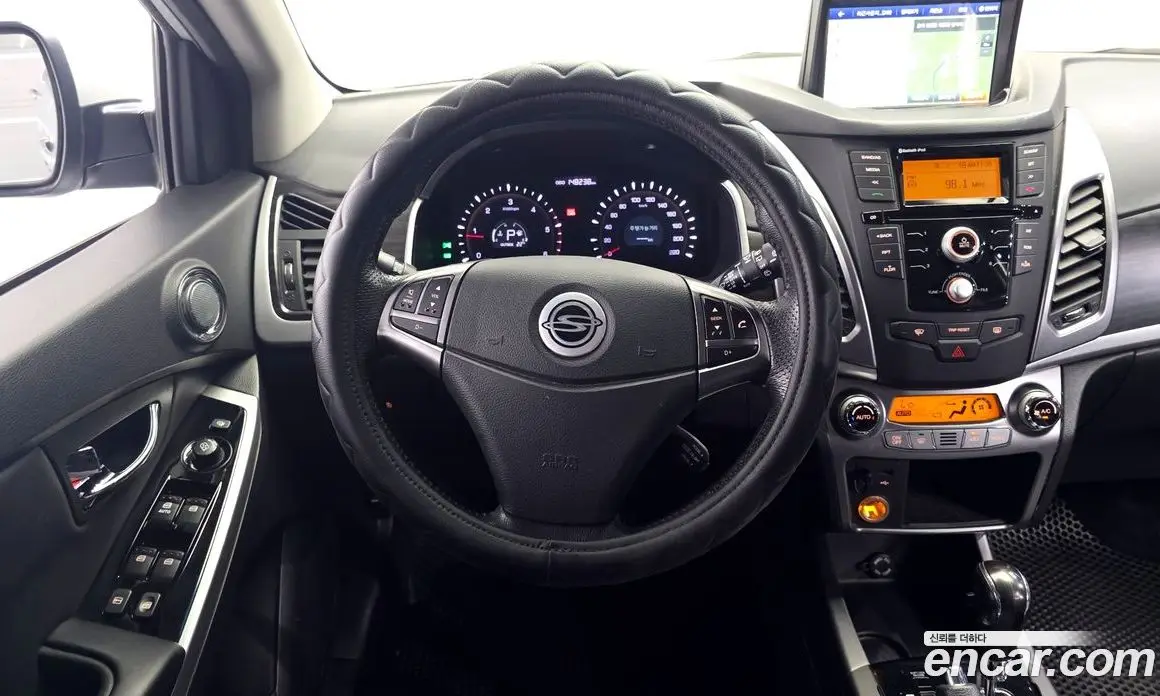 SsangYong Korando 2015 2.0 автомат (гидро), фото 13 SsangYong Korando 2015 2.0 автомат (гидро), фото 13