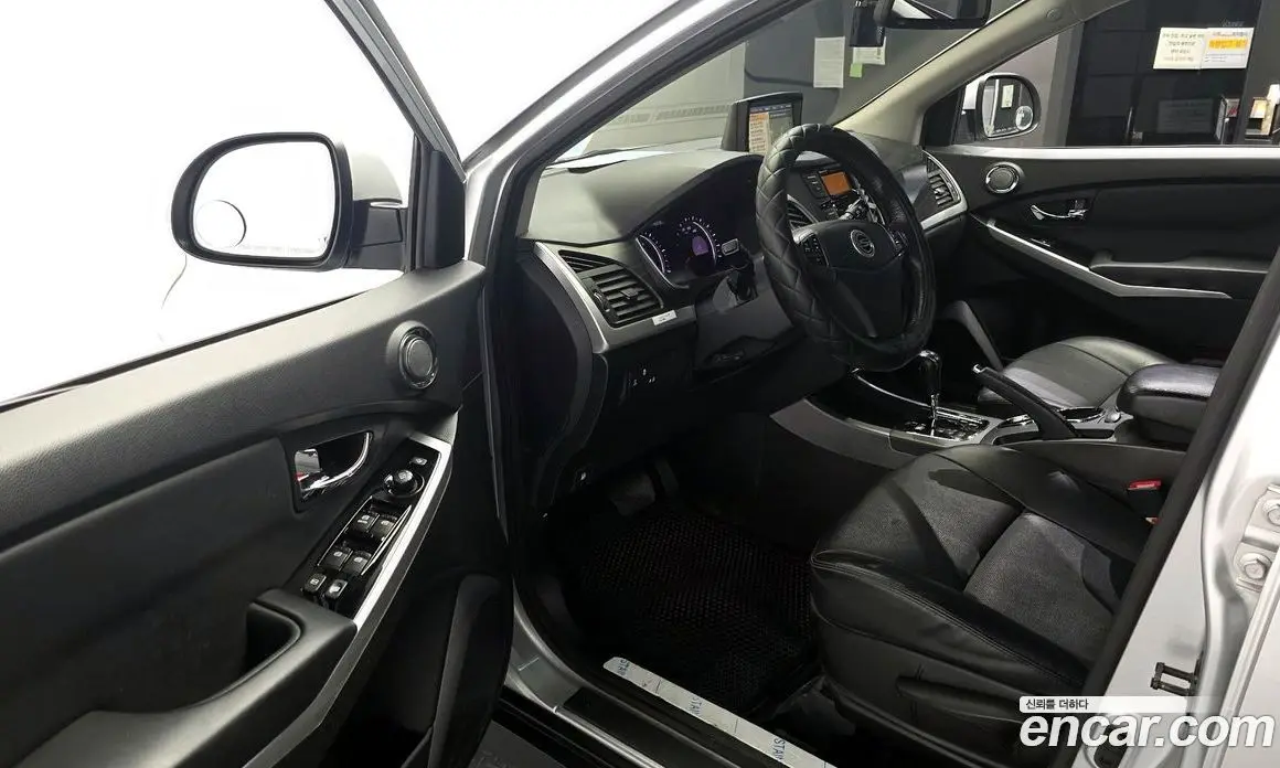 SsangYong Korando 2015 2.0 автомат (гидро), фото 10 SsangYong Korando 2015 2.0 автомат (гидро), фото 10