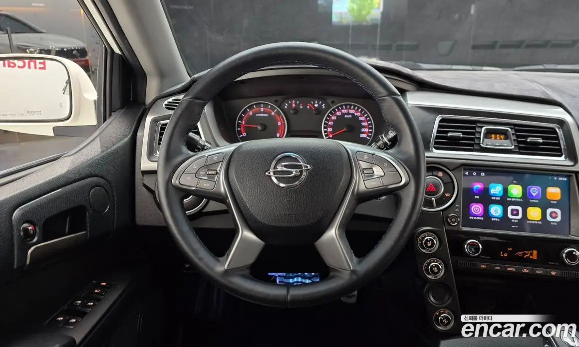 SsangYong Korando 2015 2.0 автомат (гидро), фото 12 SsangYong Korando 2015 2.0 автомат (гидро), фото 12