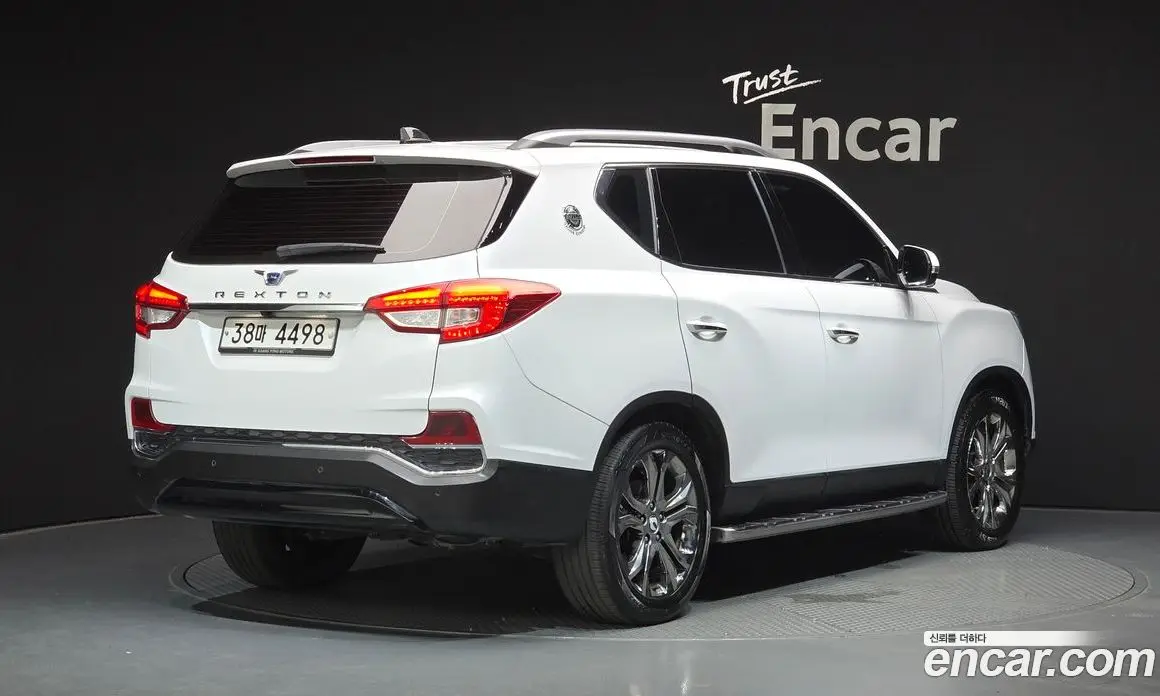 SsangYong Rexton 2018 2.2 автомат (гидро), фото 2 SsangYong Rexton 2018 2.2 автомат (гидро), фото 2