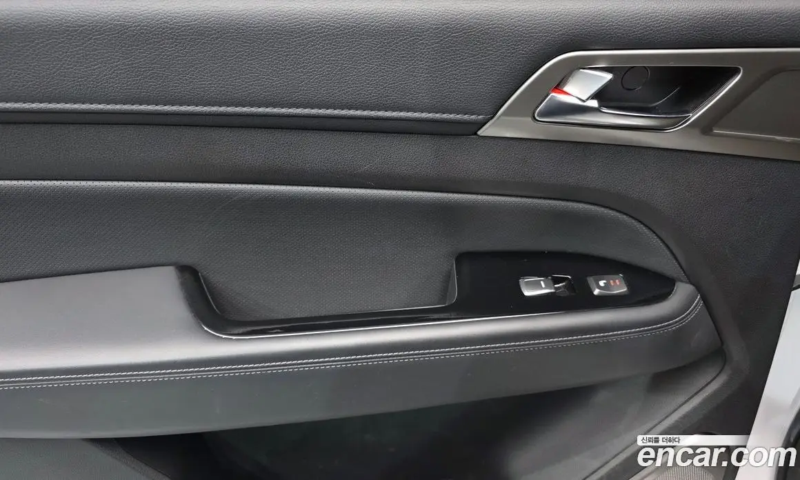 SsangYong Rexton 2018 2.2 автомат (гидро), фото 15 SsangYong Rexton 2018 2.2 автомат (гидро), фото 15