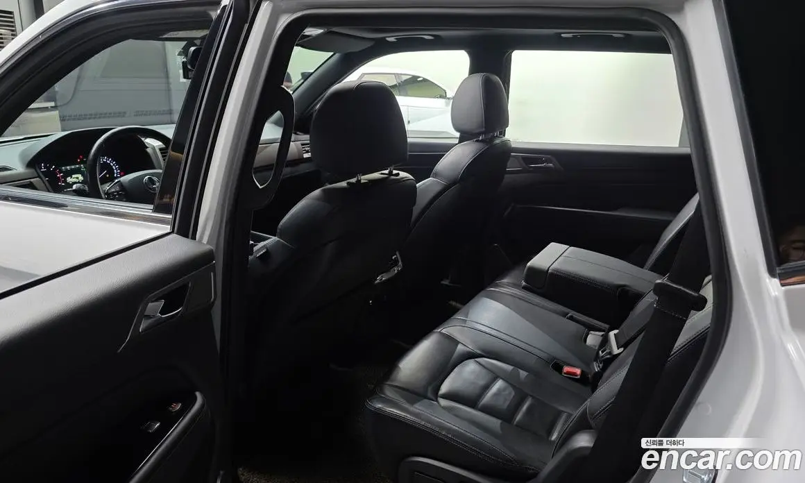 SsangYong Rexton 2018 2.2 автомат (гидро), фото 16 SsangYong Rexton 2018 2.2 автомат (гидро), фото 16