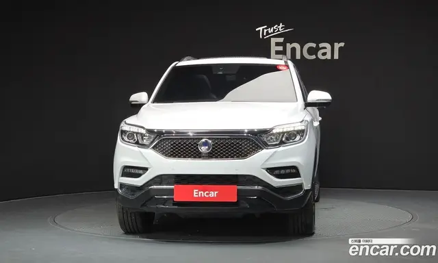 SsangYong Rexton 2018 2.2 автомат (гидро), миниатюра 3 SsangYong Rexton 2018 2.2 автомат (гидро), миниатюра 3