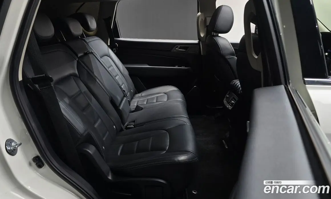 SsangYong Rexton 2018 2.2 автомат (гидро), фото 11