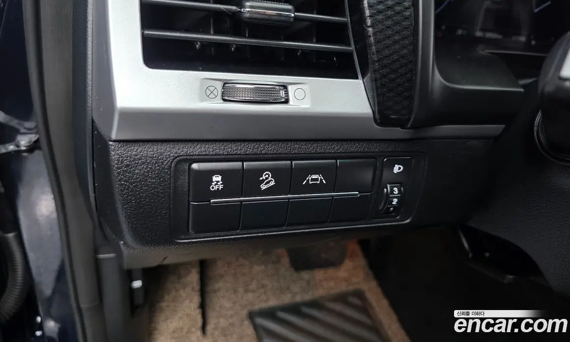 SsangYong Rexton 2022 2.2 автомат (гидро), фото 17