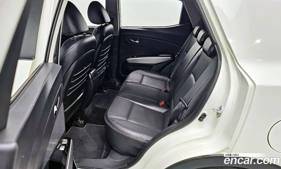 SsangYong TIBOLI 2015 1.6 автомат (гидро), фото 11 SsangYong TIBOLI 2015 1.6 автомат (гидро), фото 11