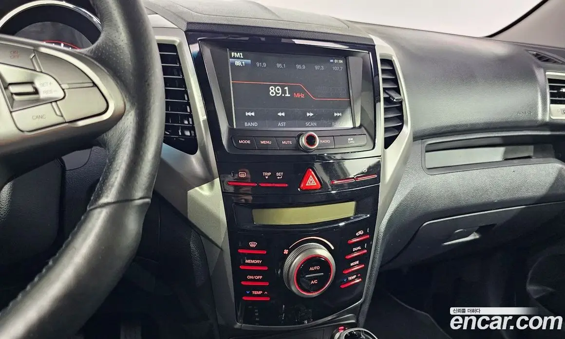 SsangYong TIBOLI 2015 1.6 автомат (гидро), фото 16 SsangYong TIBOLI 2015 1.6 автомат (гидро), фото 16