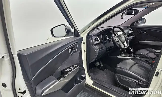 SsangYong TIBOLI 2015 1.6 автомат (гидро), миниатюра 10 SsangYong TIBOLI 2015 1.6 автомат (гидро), миниатюра 10