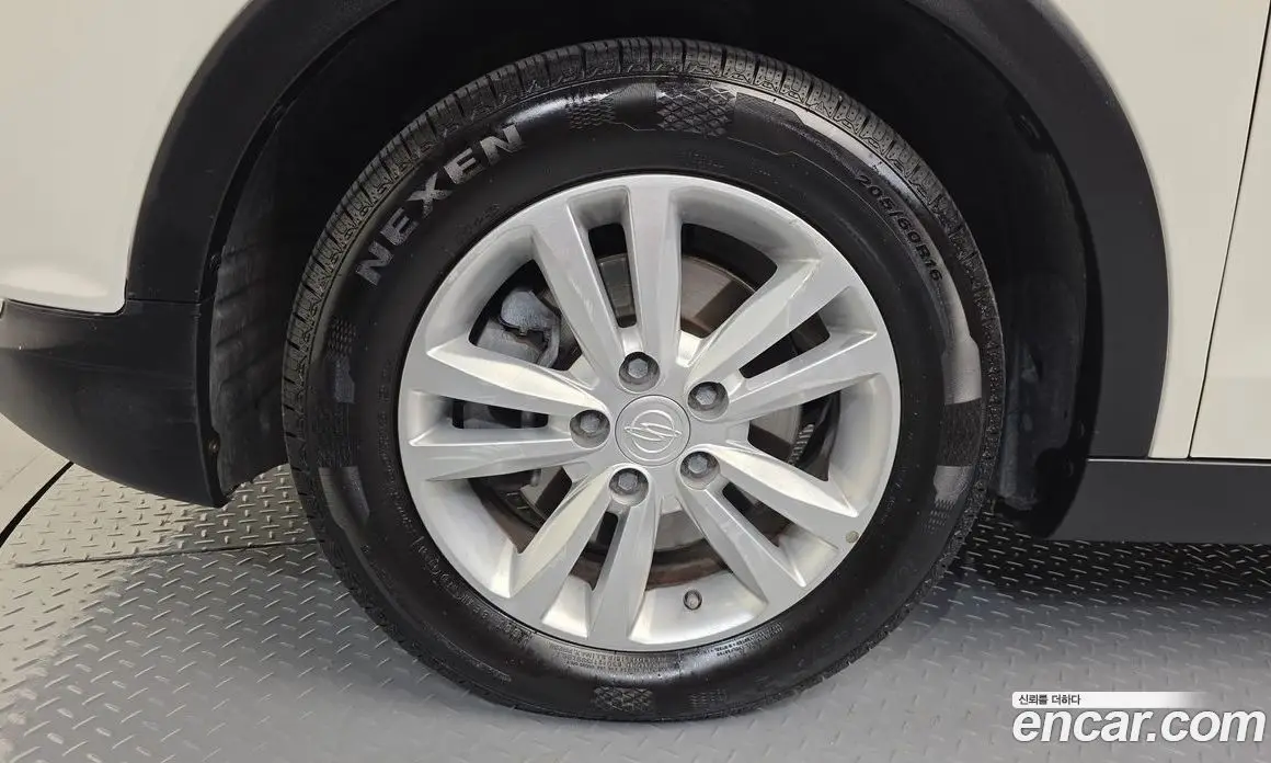 SsangYong TIBOLI 2016 1.6 автомат (гидро), фото 5
