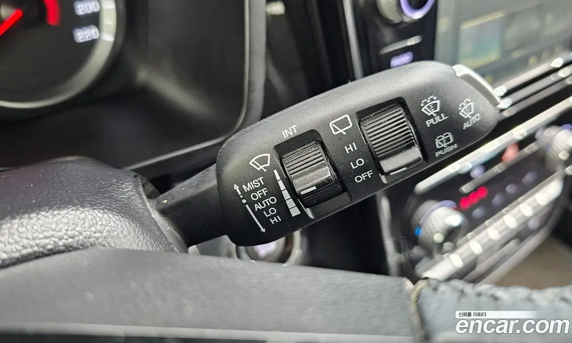 SsangYong TIBOLI 2022 1.5 автомат (гидро), фото 24 SsangYong TIBOLI 2022 1.5 автомат (гидро), фото 24