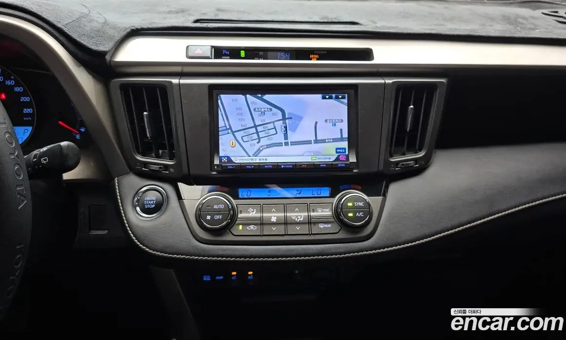 Toyota RAV4 2015 2.5 автомат (гидро), фото 19 Toyota RAV4 2015 2.5 автомат (гидро), фото 19