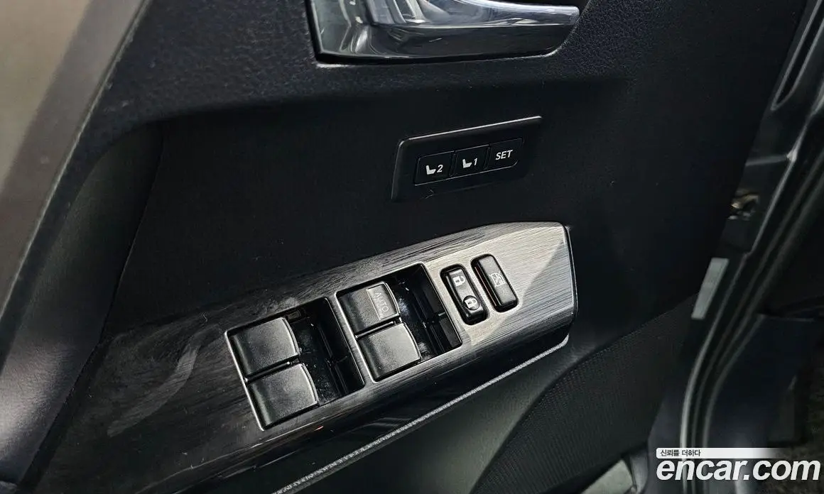 Toyota RAV4 2017 2.5 автомат (гидро), фото 20 Toyota RAV4 2017 2.5 автомат (гидро), фото 20
