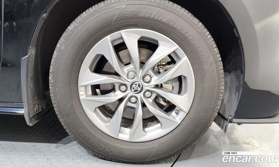 Toyota Sienna 2021 2.5 автомат (гидро), фото 5 Toyota Sienna 2021 2.5 автомат (гидро), фото 5