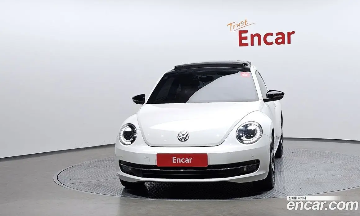 Volkswagen Beatle 2013 2.0 автомат (гидро), фото 3 Volkswagen Beatle 2013 2.0 автомат (гидро), фото 3