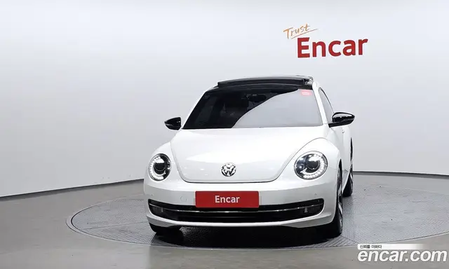Volkswagen Beatle 2013 2.0 автомат (гидро), миниатюра 3 Volkswagen Beatle 2013 2.0 автомат (гидро), миниатюра 3