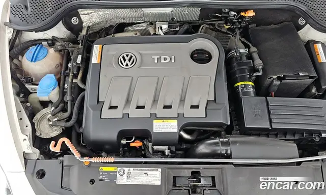 Volkswagen Beatle 2013 2.0 автомат (гидро), миниатюра 6 Volkswagen Beatle 2013 2.0 автомат (гидро), миниатюра 6