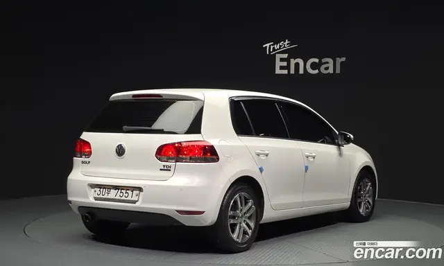 Volkswagen Golf 2012 1.6 автомат (гидро), миниатюра 2 Volkswagen Golf 2012 1.6 автомат (гидро), миниатюра 2