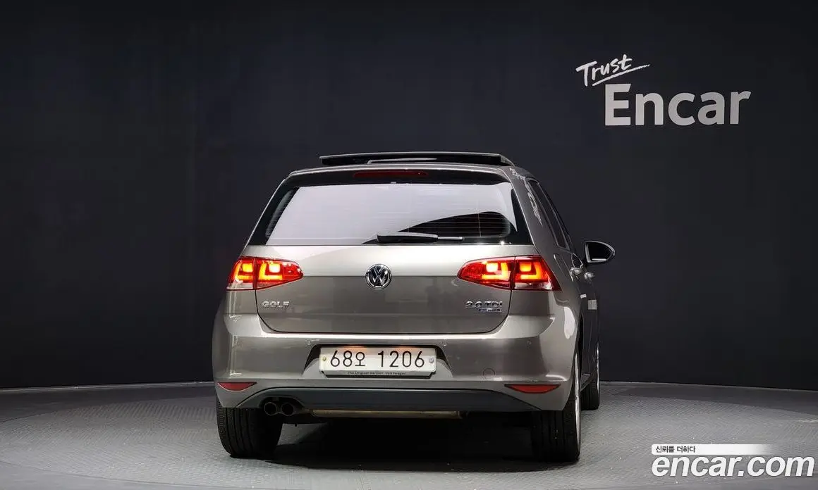 Volkswagen Golf 2013 2.0 автомат (гидро), фото 4 Volkswagen Golf 2013 2.0 автомат (гидро), фото 4