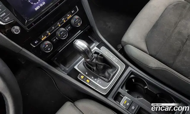 Volkswagen Golf 2013 2.0 автомат (гидро), миниатюра 9 Volkswagen Golf 2013 2.0 автомат (гидро), миниатюра 9