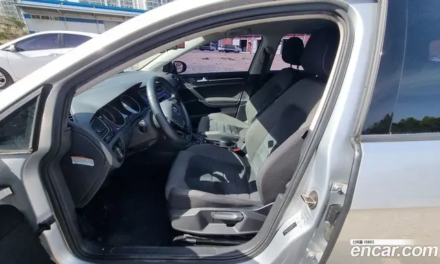 Volkswagen Golf 2014 1.6 автомат (гидро), миниатюра 11 Volkswagen Golf 2014 1.6 автомат (гидро), миниатюра 11
