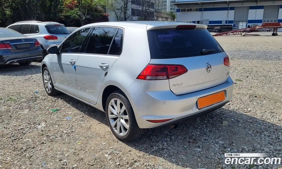 Volkswagen Golf 2014 1.6 автомат (гидро), фото 5 Volkswagen Golf 2014 1.6 автомат (гидро), фото 5