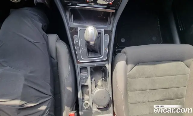 Volkswagen Golf 2014 1.6 автомат (гидро), миниатюра 9 Volkswagen Golf 2014 1.6 автомат (гидро), миниатюра 9