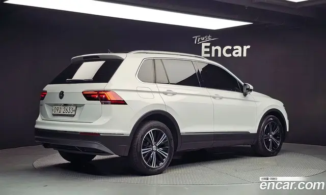 Volkswagen Tiguan 2018 2.0 автомат (гидро), миниатюра 2 Volkswagen Tiguan 2018 2.0 автомат (гидро), миниатюра 2