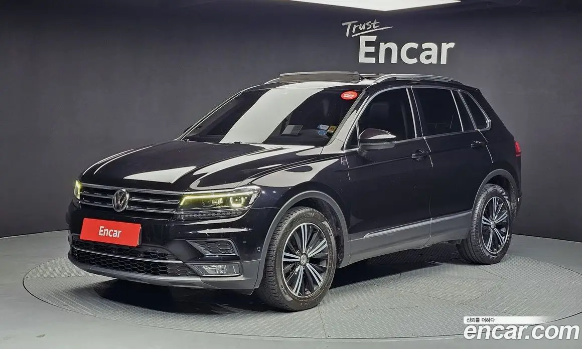 Volkswagen Tiguan 2018 2.0 автомат (гидро), фото 1 Volkswagen Tiguan 2018 2.0 автомат (гидро), фото 1