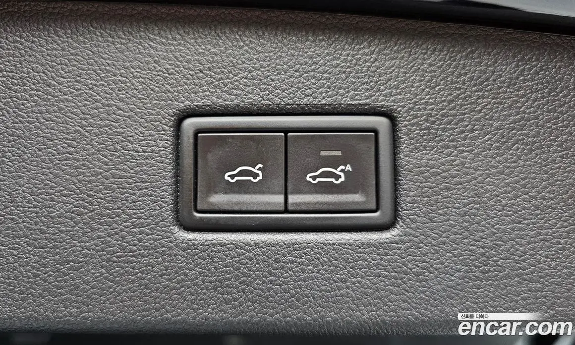 Volkswagen Tiguan 2018 2.0 автомат (гидро), фото 20 Volkswagen Tiguan 2018 2.0 автомат (гидро), фото 20