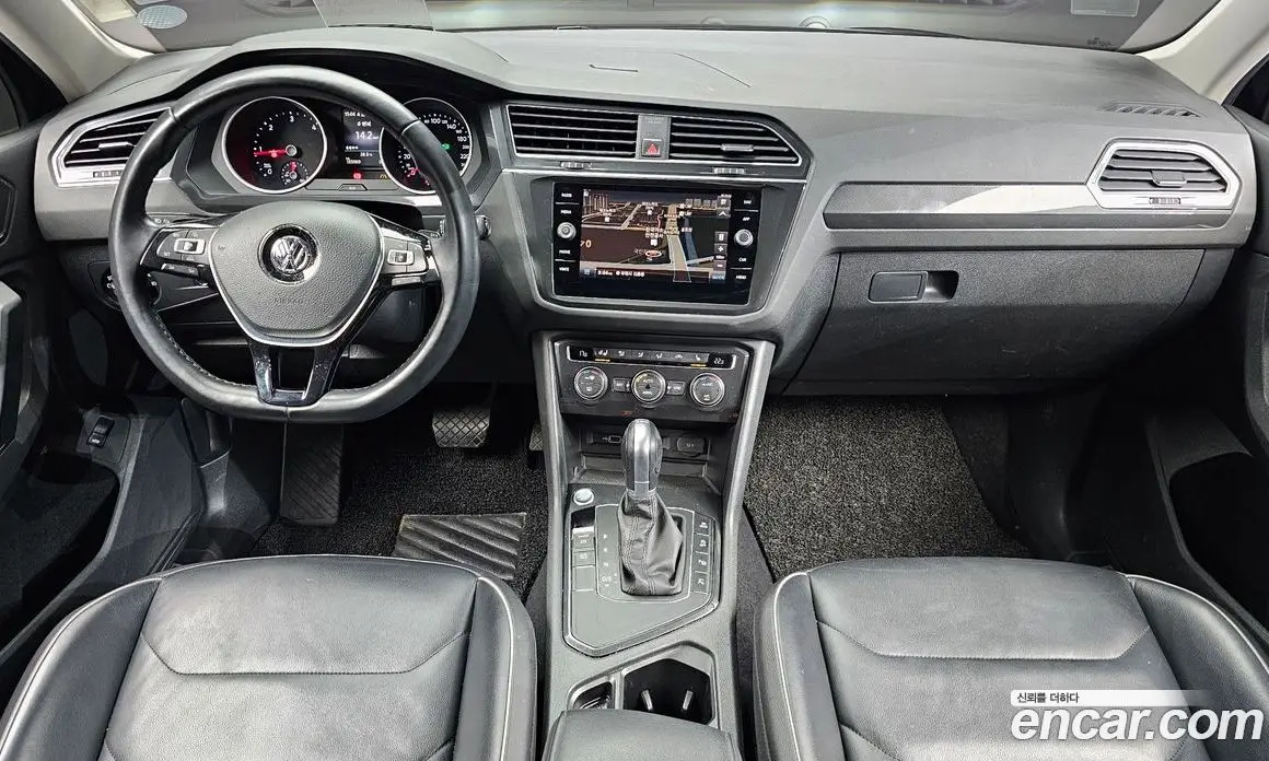 Volkswagen Tiguan 2018 2.0 автомат (гидро), фото 7 Volkswagen Tiguan 2018 2.0 автомат (гидро), фото 7