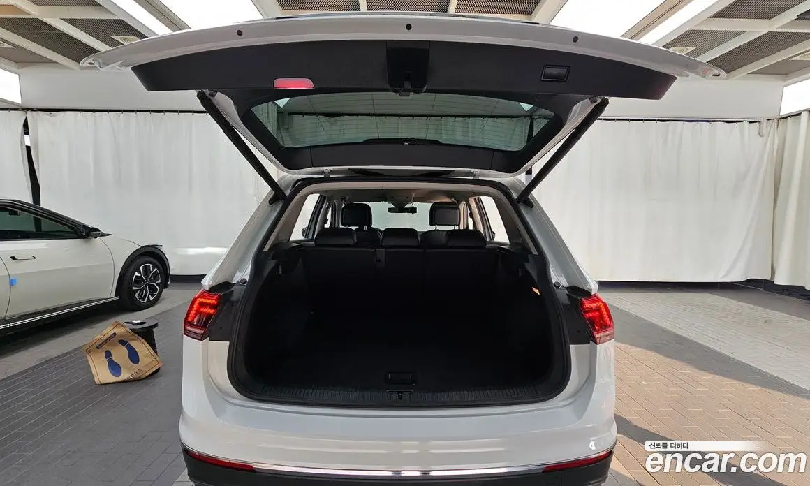 Volkswagen Tiguan 2020 2.0 автомат (гидро), фото 26 Volkswagen Tiguan 2020 2.0 автомат (гидро), фото 26