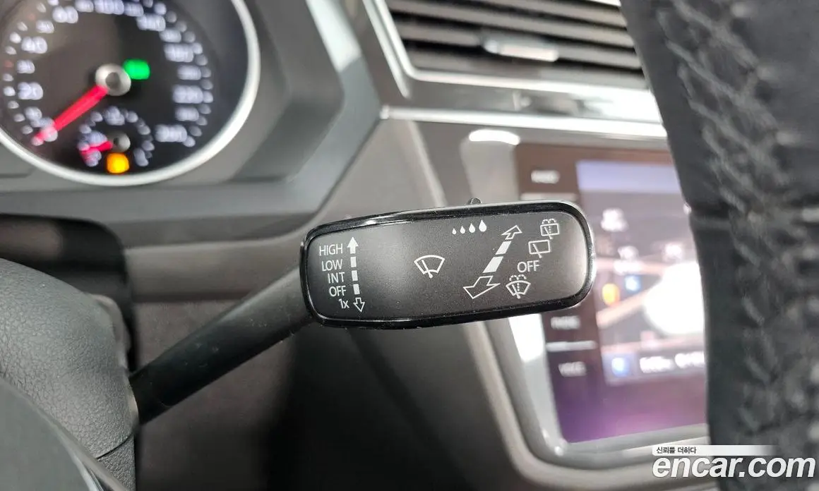 Volkswagen Tiguan 2020 2.0 автомат (гидро), фото 28 Volkswagen Tiguan 2020 2.0 автомат (гидро), фото 28