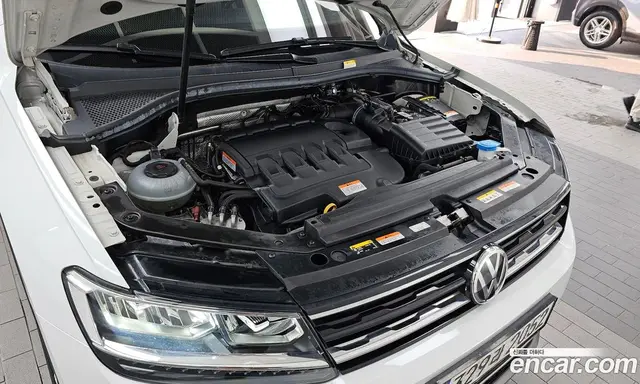 Volkswagen Tiguan 2020 2.0 автомат (гидро), миниатюра 6 Volkswagen Tiguan 2020 2.0 автомат (гидро), миниатюра 6