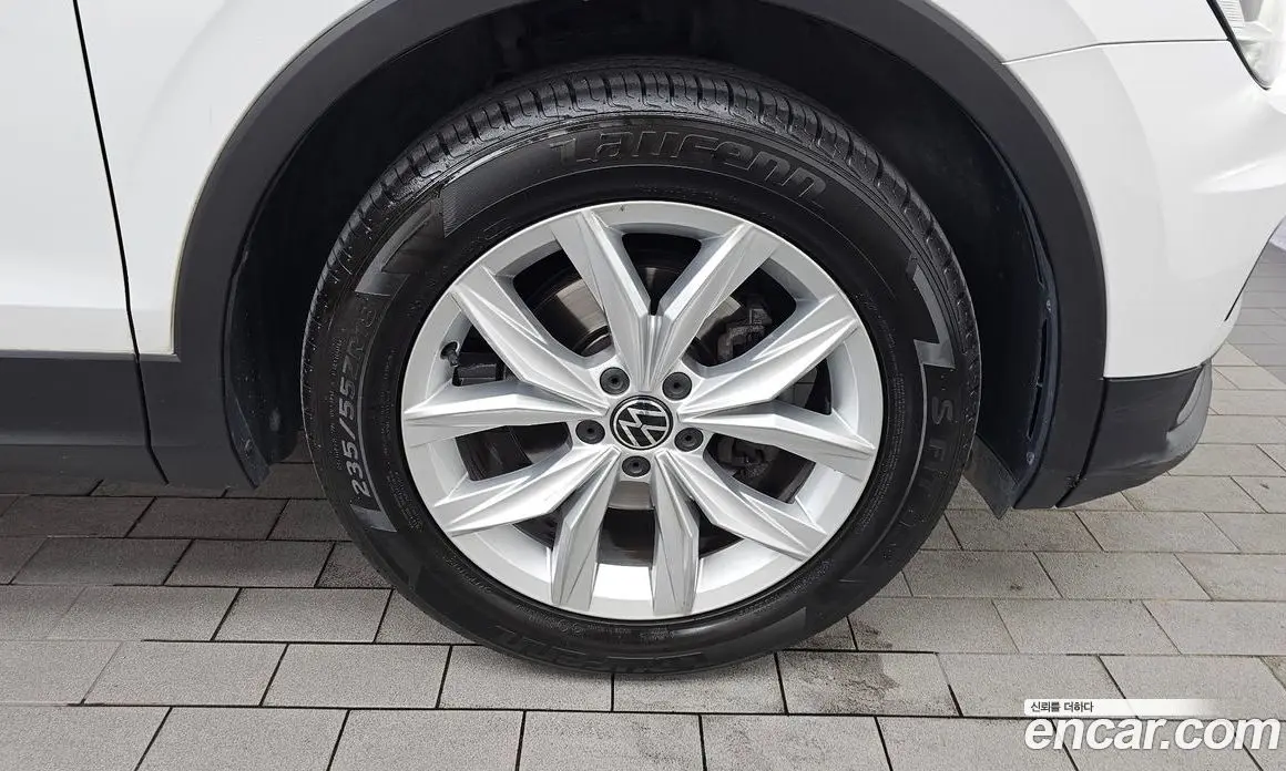 Volkswagen Tiguan 2020 2.0 автомат (гидро), фото 7 Volkswagen Tiguan 2020 2.0 автомат (гидро), фото 7