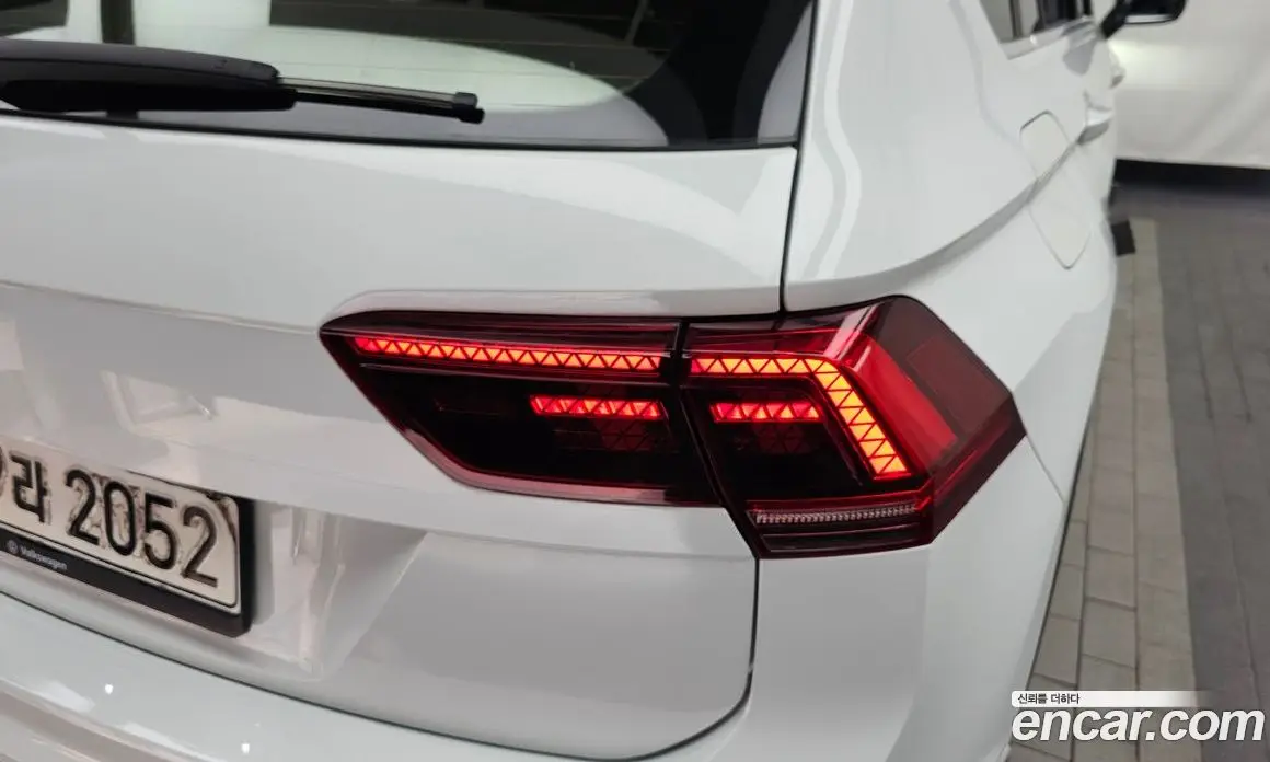 Volkswagen Tiguan 2020 2.0 автомат (гидро), фото 9 Volkswagen Tiguan 2020 2.0 автомат (гидро), фото 9