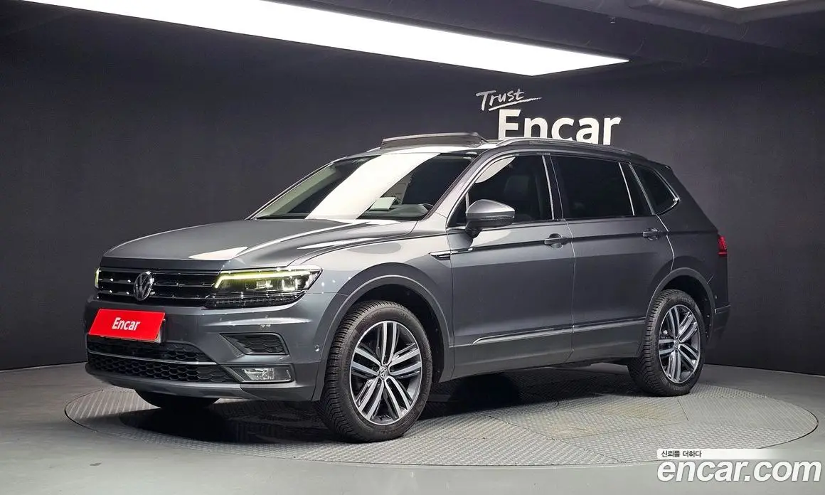 Volkswagen Tiguan 2020 2.0 автомат (гидро), фото 1 Volkswagen Tiguan 2020 2.0 автомат (гидро), фото 1