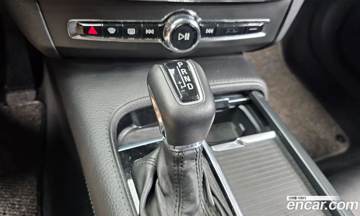 Volvo S90 2017 2.0 автомат (гидро), фото 9 Volvo S90 2017 2.0 автомат (гидро), фото 9