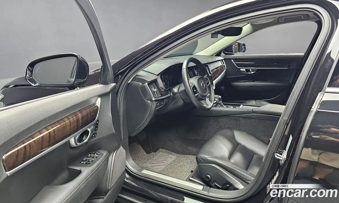 Volvo S90 2017 2.0 автомат (гидро), фото 10 Volvo S90 2017 2.0 автомат (гидро), фото 10