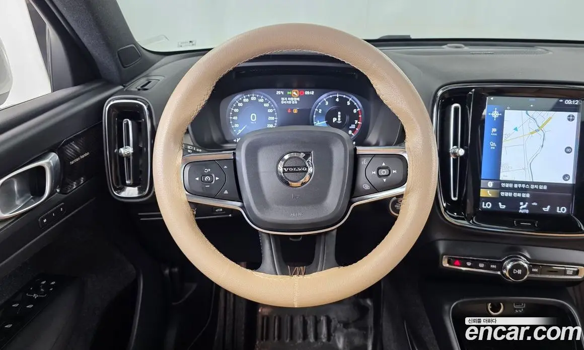 Volvo XC40 2020 2.0 автомат (гидро), фото 19 Volvo XC40 2020 2.0 автомат (гидро), фото 19