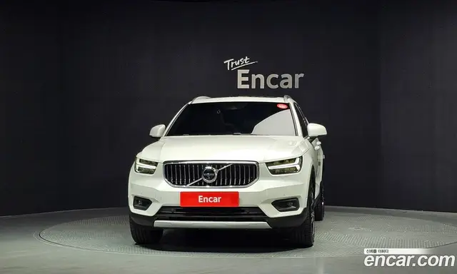 Volvo XC40 2020 2.0 автомат (гидро), миниатюра 3 Volvo XC40 2020 2.0 автомат (гидро), миниатюра 3