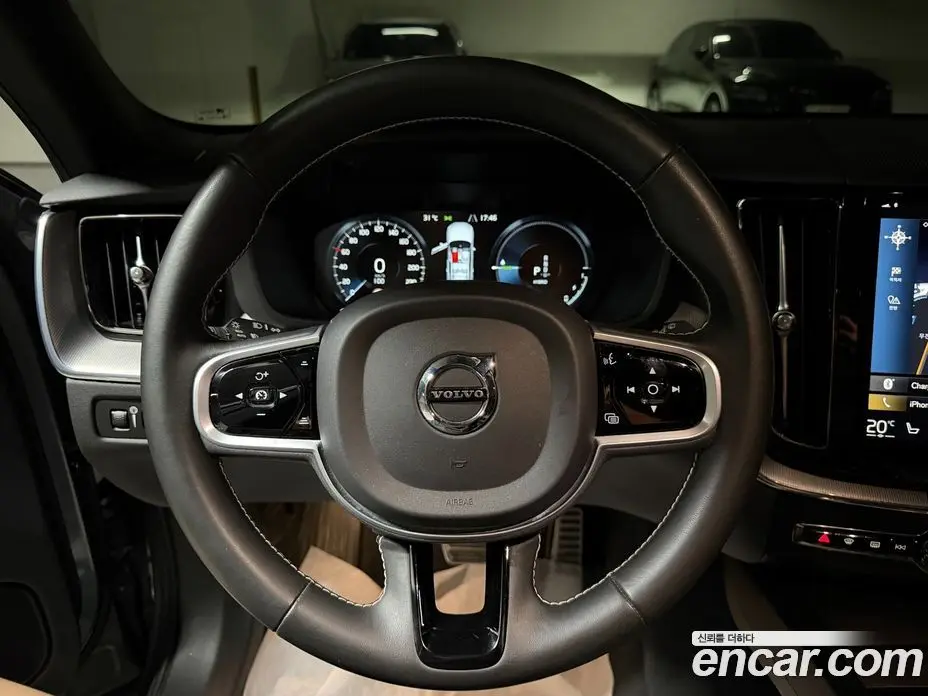 Volvo XC60 2020 2.0 автомат (гидро), фото 13 Volvo XC60 2020 2.0 автомат (гидро), фото 13