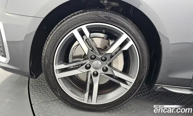 Audi A4 2020 2.0 автомат (гидро), миниатюра 5 Audi A4 2020 2.0 автомат (гидро), миниатюра 5