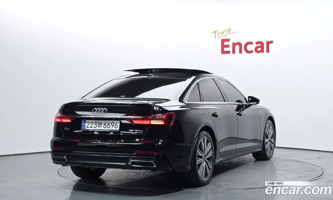 Audi A6 2022 2.0 автомат (гидро), фото 2