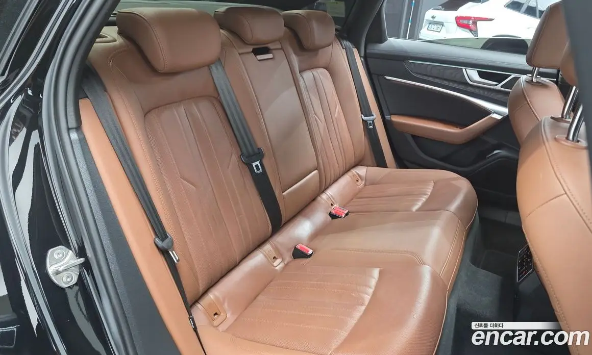 Audi A6 2022 2.0 автомат (гидро), фото 12
