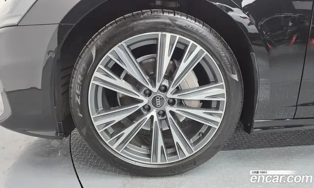 Audi A6 2022 2.0 автомат (гидро), миниатюра 5