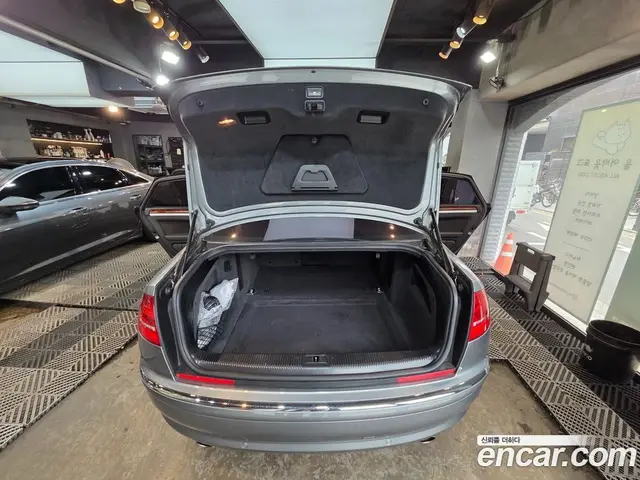 Audi A8 2010 4.2 автомат (гидро), миниатюра 2 Audi A8 2010 4.2 автомат (гидро), миниатюра 2